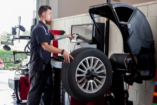 Wheel alignment and online balancing shop near me